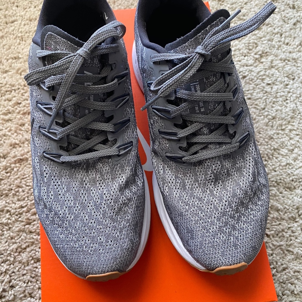 Nike Womens Air Zoom Pegasus 36 Womens US Size 8.5